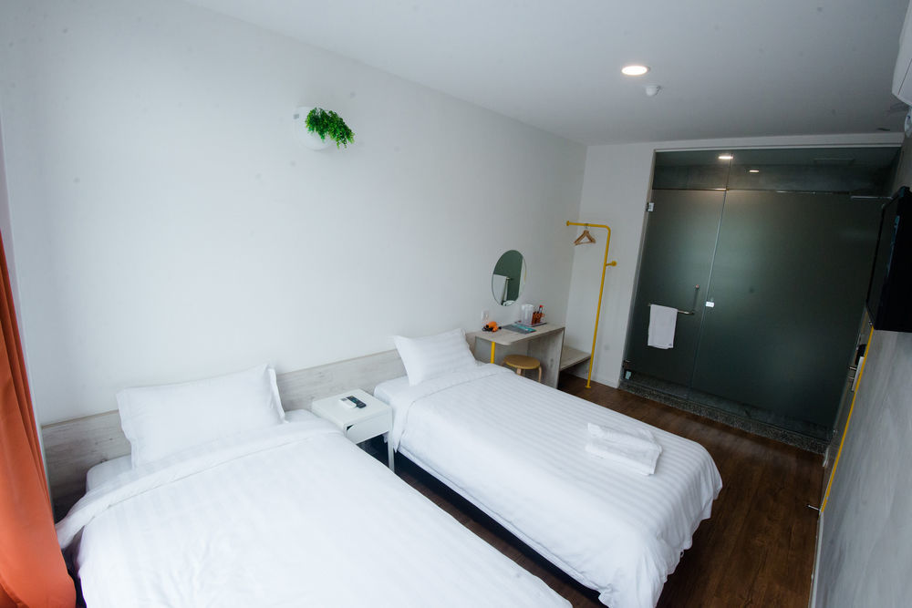 Vrest Hotel Малакка Экстерьер фото