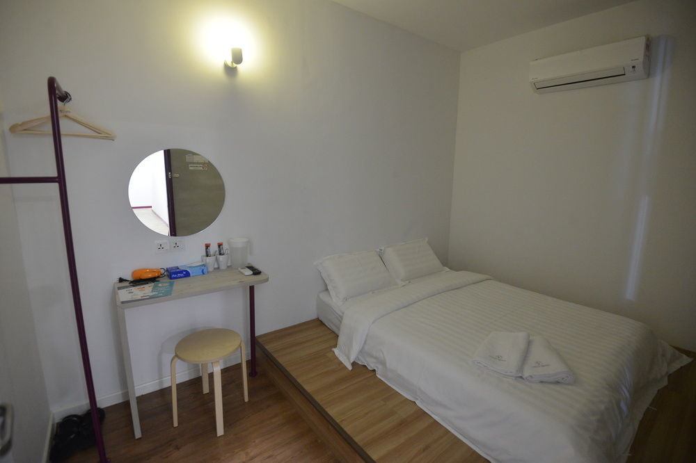 Vrest Hotel Малакка Экстерьер фото
